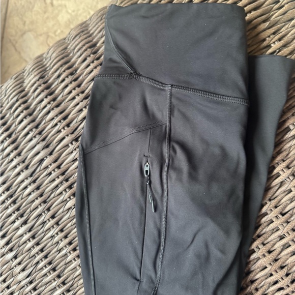 USED (Excellent Condition) Lululemon Fast&Free Hi-Rise Tight 25" 3 Pockets *Glow - Picture 8 of 11